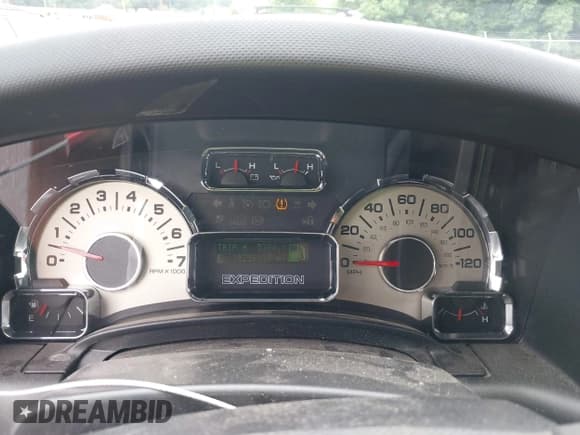 ✅ 2011 Ford Expedition Limited • VIN: 1FMJU1K57BEF06191 • Лот: 42742105. Опубликован ранее на IAAI с пробегом 182 561 миль. Бесплатный доступ к архиву аукционных продаж из США и подробный отчёт об истории автомобиля на DreamBid. Изображение 7.