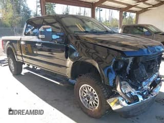 ✅ 2017 Ford F-250 Lariat • VIN: 1FT7W2B68HEB35607 • Lot: 43031499. Wystawiony na IAAI z przebiegiem 124 984 mil. Bezpłatny archiwum sprzedaży aukcyjnych z USA i szczegółowy raport historii pojazdu na DreamBid. Zdjęcie 1.