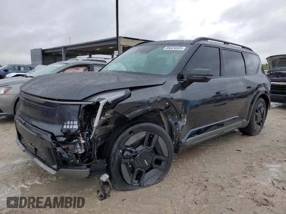 ✅ 2025 Kia EV9 GT-Line • VIN: KNDAEFS58S6055667 • Lot: 89324525. Wystawiony na Copart z przebiegiem 627 mil. Bezpłatny archiwum sprzedaży aukcyjnych z USA i szczegółowy raport historii pojazdu na DreamBid. Zdjęcie 1.