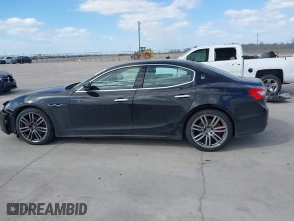 ✅ 2017 Maserati Ghibli • VIN: ZAM57XSA6H1218753 • Lot: 41833235. Listed on IAAI with 42,135 mi. Free auction sales archive from the USA and detailed vehicle history report at DreamBid. Image 14.