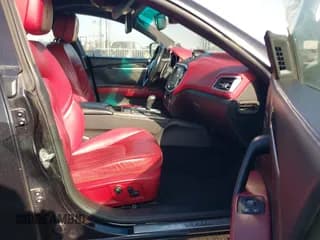 ✅ 2014 Maserati Ghibli S Q4 • VIN: ZAM57RTA3E1090171 • Лот: 43533273. Опубликован ранее на IAAI с пробегом 160 312 миль. Бесплатный доступ к архиву аукционных продаж из США и подробный отчёт об истории автомобиля на DreamBid. Изображение 5.