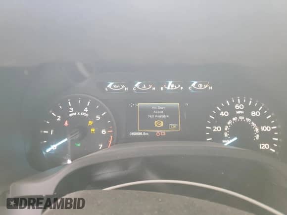 2018 Ford F-150 XL with VIN 1FTEW1CP0JFE16700, listed as a Copart auction lot 81830355 with 69,898 mi miles and Salvage title. Bid and sale history available at DreamBid. Image 9.