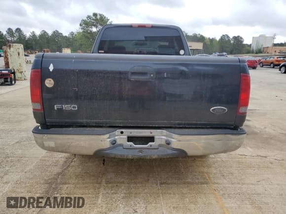 ✅ 2003 Ford F-150 XL • VIN: 1FTRX17W53NB84703 • Lot: 51608895. Listed on Copart with 291,806 mi. Free auction sales archive from the USA and detailed vehicle history report at DreamBid. Image 6.