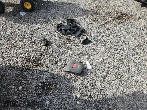 2025 Mercedes-Benz CLA 250 с VIN W1K5J4GB7SN521987, выставлен на аукционе Copart как лот 89505495 с пробегом 23 550 миль миль и На запчасти • Non repairable. История ставок и продаж доступна на DreamBid. Изображение 12.