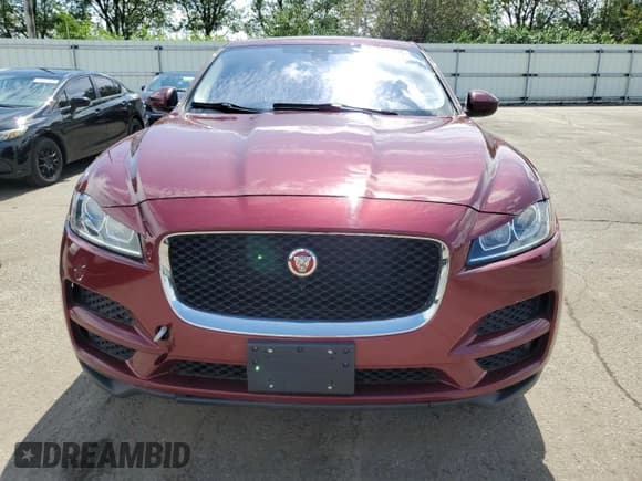 ✅ 2017 Jaguar F-Pace 35t • VIN: SADCS2BV4HA051328 • Lot: 61606355. Wystawiony na Copart z przebiegiem Nie podano. Bezpłatny archiwum sprzedaży aukcyjnych z USA i szczegółowy raport historii pojazdu na DreamBid. Zdjęcie 5.