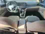 2017 Hyundai Elantra SE с VIN KMHD84LF4HU227872, выставлен на аукционе Copart как лот 87090445 с пробегом 103 103 миль миль и Списание • Salvage title. История ставок и продаж доступна на DreamBid. Изображение 8.