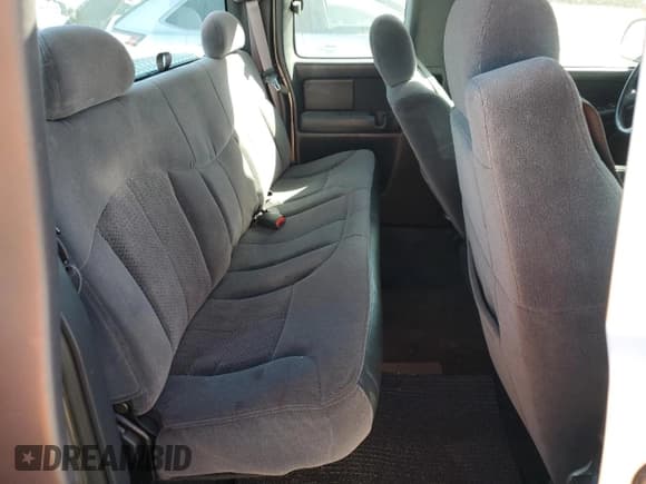 ✅ 2002 Chevrolet Silverado 1500 LS • VIN: 2GCEC19T521417542 • Лот: 76084914. Опубликован ранее на Copart с пробегом 67 773 миль. Бесплатный доступ к архиву аукционных продаж из США и подробный отчёт об истории автомобиля на DreamBid. Изображение 10.