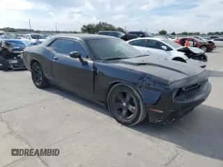 2014 Dodge Challenger SXT z VIN 2C3CDYAG4EH299124, wystawiony jako Copart lot #86408705 z przebiegiem 202 678 mil mil oraz Czysty tytuł • Clean title. Historia ofert i sprzedaży dostępna na DreamBid. Obrazek 4.