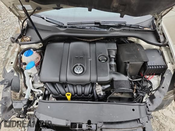 ✅ 2014 Volkswagen Jetta S • VIN: 3VWPP7AJ5EM612593 • Lot: 82242995. Listed on Copart with 135,124 mi. Free auction sales archive from the USA and detailed vehicle history report at DreamBid. Image 11.