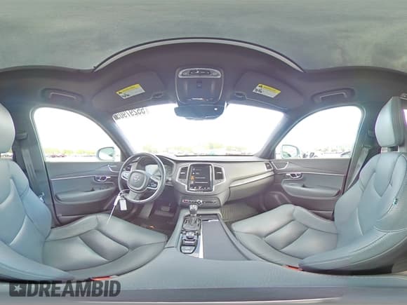 ✅ 2020 Volvo XC90 Momentum • VIN: YV4A22PK6L1608358 • Lot: 55297905. Listed on Copart with 59,989 mi. Free auction sales archive from the USA and detailed vehicle history report at DreamBid. Image 15.