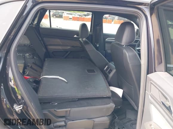 ✅ 2023 Volkswagen Atlas SE • VIN: 1V2JE2CA6PC201320 • Лот: 42274856. Опубликован ранее на IAAI с пробегом 14 926 миль. Бесплатный доступ к архиву аукционных продаж из США и подробный отчёт об истории автомобиля на DreamBid. Изображение 8.