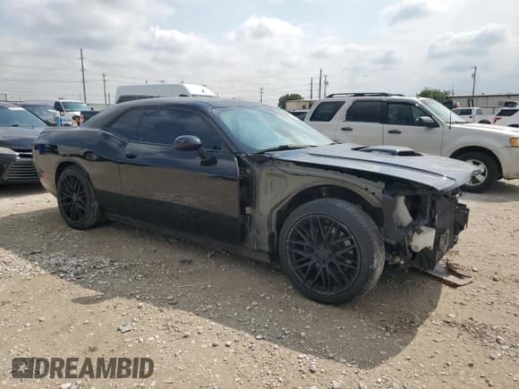 ✅ 2018 Dodge Challenger T/A • VIN: 2C3CDZBT1JH183228 • Lot: 63221314. Wystawiony na Copart z przebiegiem 92 431 mil. Bezpłatny archiwum sprzedaży aukcyjnych z USA i szczegółowy raport historii pojazdu na DreamBid. Zdjęcie 4.