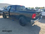 ✅ 2019 Ram 1500 SLT • VIN: 1C6RR6TT6KS690468 • Лот: 43208376. Опубликован ранее на IAAI с пробегом 177 104 миль. Бесплатный доступ к архиву аукционных продаж из США и подробный отчёт об истории автомобиля на DreamBid. Изображение 3.