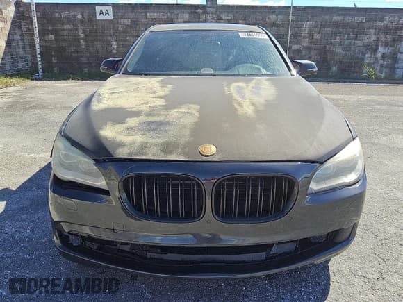 ✅ 2013 BMW 7 Series 750i • VIN: WBAYA8C51DC996576 • Лот: 89716555. Опубликован ранее на Copart с пробегом 135 727 миль. Бесплатный доступ к архиву аукционных продаж из США и подробный отчёт об истории автомобиля на DreamBid. Изображение 5.