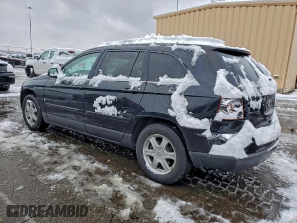 ✅ 2005 Chrysler Pacifica Touring • VIN: 2C4GM684X5R269777 • Lot: 93819765. Listed on Copart with 91,331 mi. Free auction sales archive from the USA and detailed vehicle history report at DreamBid. Image 2.