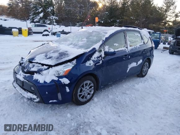 ✅ 2017 Toyota Prius Three • VIN: JTDZN3EU0HJ068102 • Lot: 43834790. Listed on IAAI with 146,469 mi. Free auction sales archive from the USA and detailed vehicle history report at DreamBid. Image 2.