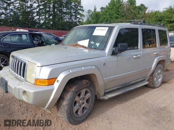 ✅ 2006 Jeep Commander Limited • VIN: 1J8HG58N16C189558 • Lot: 42710415. Listed on IAAI with 174,404 mi. Free auction sales archive from the USA and detailed vehicle history report at DreamBid. Image 2.