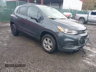 2022 Chevrolet Trax LT с VIN KL7CJPSM7NB561355, выставлен на аукционе IAAI как лот 43304654 с пробегом 51 692 миль миль и . История ставок и продаж доступна на DreamBid. Изображение 1.