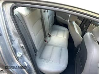 ✅ 2017 Hyundai Elantra SE • VIN: KMHD84LF0HU120608 • Lot: 87084045. Listed on Copart with 126,708 mi. Free auction sales archive from the USA and detailed vehicle history report at DreamBid. Image 6.