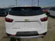 2021 Chevrolet Blazer LT z VIN 3GNKBHRS1MS537956, wystawiony jako Copart lot #39874203 z przebiegiem 38 771 mil mil oraz . Historia ofert i sprzedaży dostępna na DreamBid. Obrazek 6.