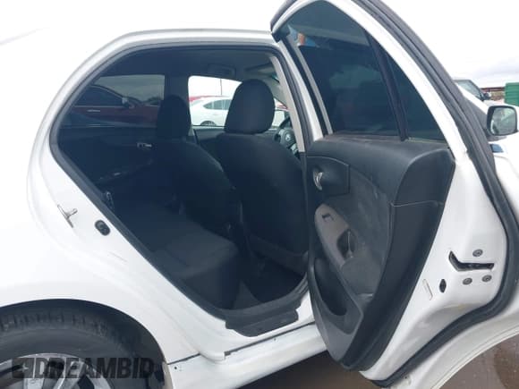 ✅ 2010 Toyota Corolla • VIN: 1NXBU4EE1AZ240642 • Лот: 43714665. Опубликован ранее на IAAI с пробегом 127 321 миль. Бесплатный доступ к архиву аукционных продаж из США и подробный отчёт об истории автомобиля на DreamBid. Изображение 8.