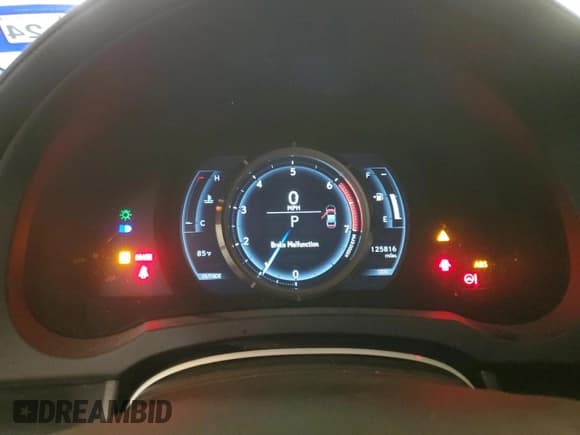 ✅ 2017 Lexus RC 200t • VIN: JTHHA5BC1H5006083 • Lot: 75674423. Wystawiony na Copart z przebiegiem 125 816 mil. Bezpłatny archiwum sprzedaży aukcyjnych z USA i szczegółowy raport historii pojazdu na DreamBid. Zdjęcie 9.