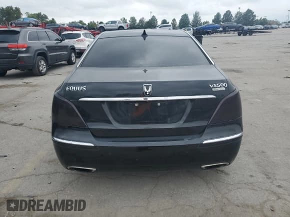 ✅ 2013 Hyundai Equus Signature • VIN: KMHGH4JH6DU071474 • Lot: 83804985. Listed on Copart with 135,232 mi. Free auction sales archive from the USA and detailed vehicle history report at DreamBid. Image 6.