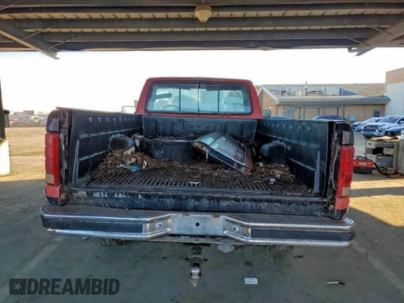 ✅ 1986 Ford F-250 • VIN: 1FTHF2518GPA45607 • Lot: 95485345. Listed on Copart with 34,684 mi. Free auction sales archive from the USA and detailed vehicle history report at DreamBid. Image 6.