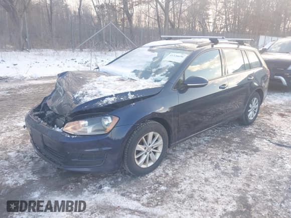 ✅ 2017 Volkswagen Golf S • VIN: 3VWC17AU0HM502498 • Lot: 41326696. Wystawiony na IAAI z przebiegiem 158 663 mil. Bezpłatny archiwum sprzedaży aukcyjnych z USA i szczegółowy raport historii pojazdu na DreamBid. Zdjęcie 2.