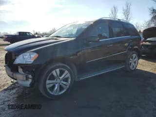 ✅ 2011 Mercedes-Benz M 350 • VIN: 4JGBB8GB8BA746858 • Лот: 93351845. Опубликован ранее на Copart с пробегом 227 038 миль. Бесплатный доступ к архиву аукционных продаж из США и подробный отчёт об истории автомобиля на DreamBid. Изображение 1.