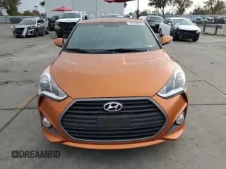 ✅ 2016 Hyundai Veloster Turbo • VIN: KMHTC6AE4GU256884 • Lot: 80748304. Wystawiony na Copart z przebiegiem 91 802 mil. Bezpłatny archiwum sprzedaży aukcyjnych z USA i szczegółowy raport historii pojazdu na DreamBid. Zdjęcie 5.