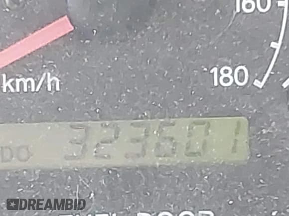 ✅ 1998 Toyota Sienna LE • VIN: 4T3ZF13C2WU049089 • Lot: 41887109. Wystawiony na IAAI z przebiegiem 323 601 mil. Bezpłatny archiwum sprzedaży aukcyjnych z USA i szczegółowy raport historii pojazdu na DreamBid. Zdjęcie 7.