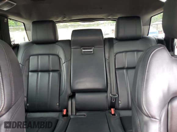 ✅ 2018 Land Rover Range Rover Sport SE • VIN: SALWG2RKXJA400660 • Lot: 91018315. Listed on Copart with 117,070 mi. Free auction sales archive from the USA and detailed vehicle history report at DreamBid. Image 10.