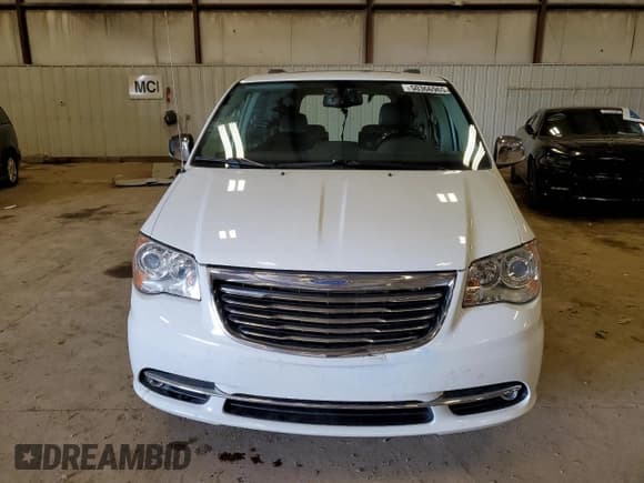 ✅ 2016 Chrysler Town & Country Limited Platinum • VIN: 2C4RC1GG6GR120098 • Лот: 50366965. Опубликован ранее на Copart с пробегом 130 202 миль. Бесплатный доступ к архиву аукционных продаж из США и подробный отчёт об истории автомобиля на DreamBid. Изображение 5.