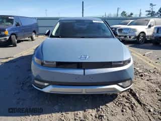 2022 Hyundai Ioniq 5 SE z VIN KM8KMDAF5NU100047, wystawiony jako Copart lot #77913994 z przebiegiem 29 751 mil mil oraz Szkoda całkowita • Salvage title. Historia ofert i sprzedaży dostępna na DreamBid. Obrazek 5.