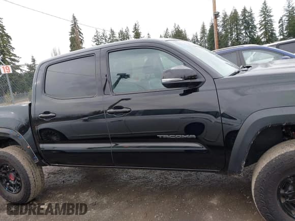 ✅ 2023 Toyota Tacoma SR • VIN: 3TYCZ5AN7PT132162 • Лот: 41787753. Опубликован ранее на IAAI с пробегом 26 689 миль. Бесплатный доступ к архиву аукционных продаж из США и подробный отчёт об истории автомобиля на DreamBid. Изображение 14.