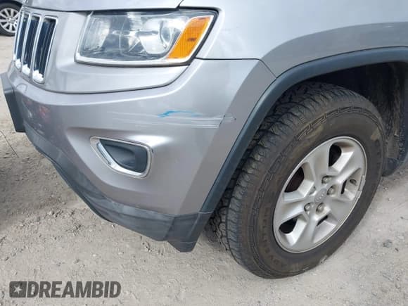 ✅ 2015 Jeep Grand Cherokee Laredo • VIN: 1C4RJFAG3FC639094 • Lot: 43428367. Listed on IAAI with 177,481 mi. Free auction sales archive from the USA and detailed vehicle history report at DreamBid. Image 17.