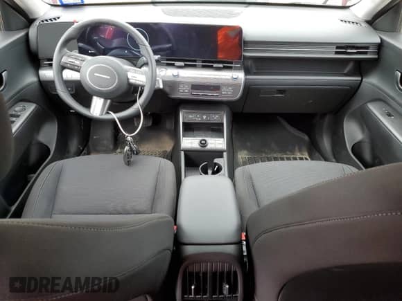 2024 Hyundai Kona SEL with VIN KM8HC3AB4RU182007, listed as a Copart auction lot 87956855 with 1,551 mi miles and Salvage title. Bid and sale history available at DreamBid. Image 8.