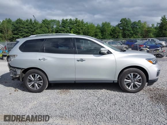 ✅ 2019 Nissan Pathfinder S • VIN: 5N1DR2MMXKC581052 • Lot: 42763098. Listed on IAAI with 71,534 mi. Free auction sales archive from the USA and detailed vehicle history report at DreamBid. Image 13.