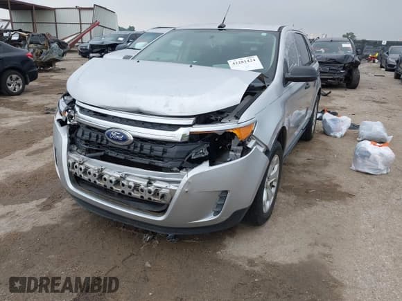 ✅ 2014 Ford Edge SE • VIN: 2FMDK3G94EBB64158 • Lot: 42281424. Wystawiony na IAAI z przebiegiem 146 562 mil. Bezpłatny archiwum sprzedaży aukcyjnych z USA i szczegółowy raport historii pojazdu na DreamBid. Zdjęcie 17.