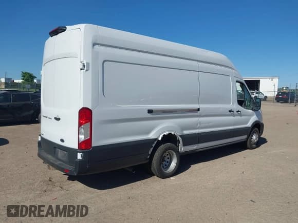 ✅ 2021 Ford Transit Cargo • VIN: 1FTBF4XG6MKA37193 • Лот: 42264766. Опубликован ранее на IAAI с пробегом 148 437 миль. Бесплатный доступ к архиву аукционных продаж из США и подробный отчёт об истории автомобиля на DreamBid. Изображение 4.