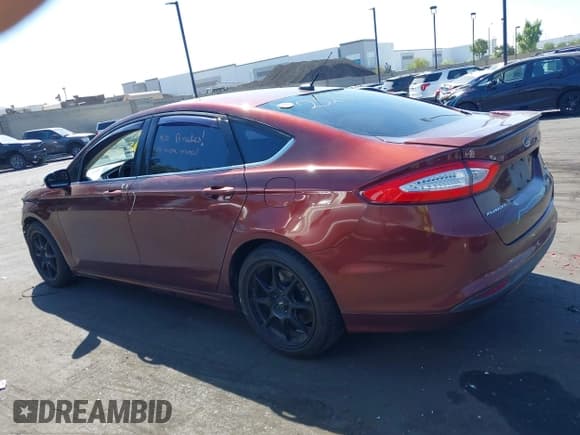 ✅ 2016 Ford Fusion SE • VIN: 3FA6P0HDXGR216015 • Lot: 43155734. Listed on IAAI with 177,685 mi. Free auction sales archive from the USA and detailed vehicle history report at DreamBid. Image 15.