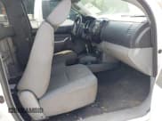 ✅ 2013 Toyota Tacoma • VIN: 5TFNX4CN8DX022163 • Lot: 42610781. Wystawiony na IAAI z przebiegiem 237 912 mil. Bezpłatny archiwum sprzedaży aukcyjnych z USA i szczegółowy raport historii pojazdu na DreamBid. Zdjęcie 5.