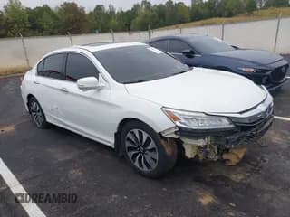 ✅ 2017 Honda Accord Touring • VIN: JHMCR6F77HC028820 • Lot: 43293240. Wystawiony na IAAI z przebiegiem 199 762 mil. Bezpłatny archiwum sprzedaży aukcyjnych z USA i szczegółowy raport historii pojazdu na DreamBid. Zdjęcie 1.