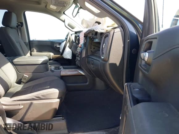 ✅ 2019 Chevrolet Silverado 1500 LT Trail Boss • VIN: 1GCPYFED1KZ366585 • Lot: 42853574. Wystawiony na IAAI z przebiegiem 102 469 mil. Bezpłatny archiwum sprzedaży aukcyjnych z USA i szczegółowy raport historii pojazdu na DreamBid. Zdjęcie 5.