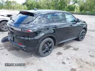 2024 Dodge Hornet R/T z VIN ZACPDFCW9R3A16217, wystawiony jako IAAI lot #42589754 z przebiegiem 14 484 mil mil oraz . Historia ofert i sprzedaży dostępna na DreamBid. Obrazek 4.