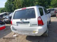 ✅ 2008 Toyota 4Runner SR5 • VIN: JTEBU14R38K011842 • Lot: 42434205. Listed on IAAI with 210,758 mi. Free auction sales archive from the USA and detailed vehicle history report at DreamBid. Image 17.