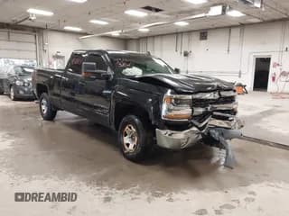 ✅ 2017 Chevrolet Silverado 1500 LT • VIN: 1GCVKREC5HZ407827 • Lot: 43113250. Listed on IAAI with 111,688 mi. Free auction sales archive from the USA and detailed vehicle history report at DreamBid. Image 1.
