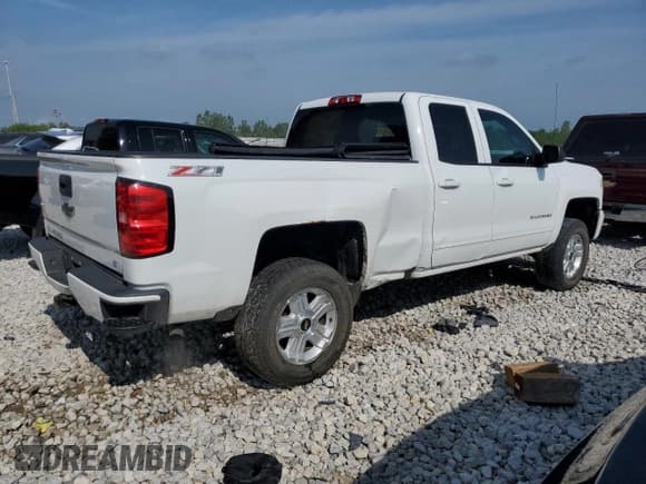 ✅ 2017 Chevrolet Silverado 1500 LT • VIN: 1GCVKREC3HZ129896 • Лот: 65377794. Опубликован ранее на Copart с пробегом 176 385 миль. Бесплатный доступ к архиву аукционных продаж из США и подробный отчёт об истории автомобиля на DreamBid. Изображение 3.