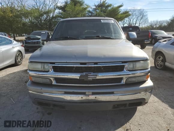 ✅ 2002 Chevrolet Suburban LS • VIN: 3GNFK16Z02G196575 • Лот: 80636624. Опубликован ранее на Copart с пробегом Не указан. Бесплатный доступ к архиву аукционных продаж из США и подробный отчёт об истории автомобиля на DreamBid. Изображение 5.